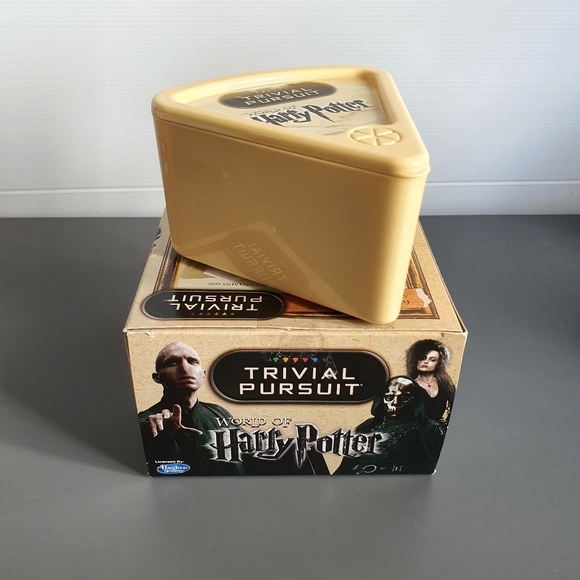 World of Harry Potter Trivial Pursuit Game - Picture 7 of 7